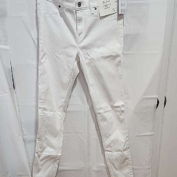 Abercrombie & Fitch Denim - Abercrombie & Fitch White Mid-Rise Jean Leggings